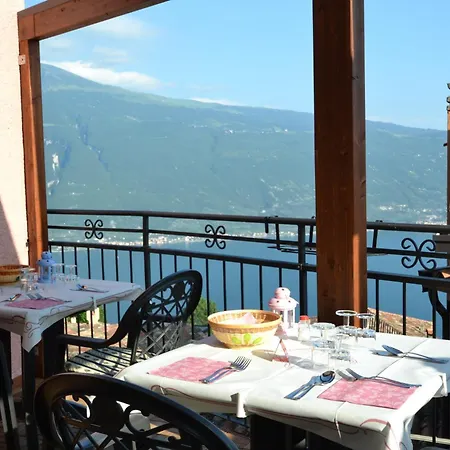 Szálloda Castello 3*
