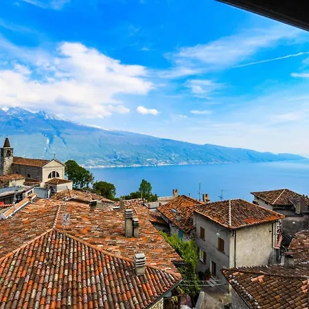 Hotel Castello Tignale
