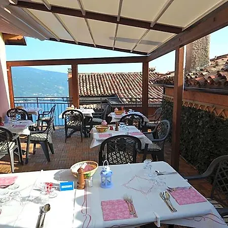 Castello Otel