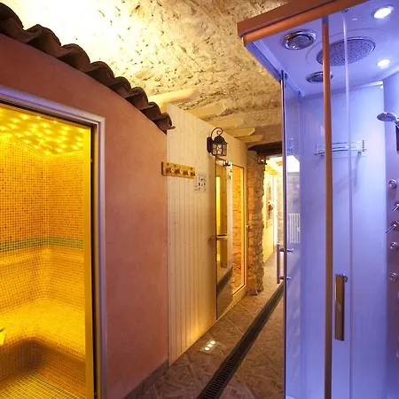 Castello Hotel 3*