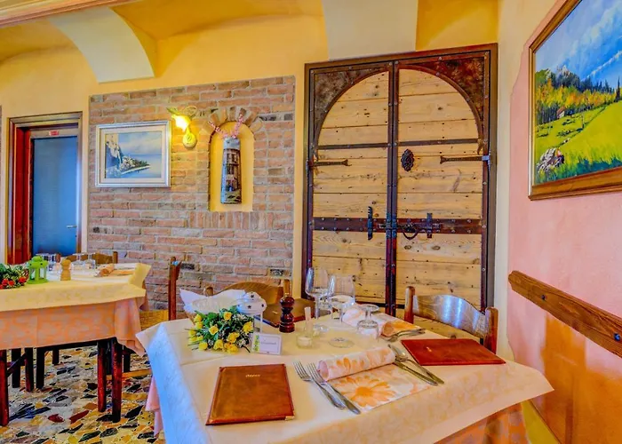 Hotel Castello 3*