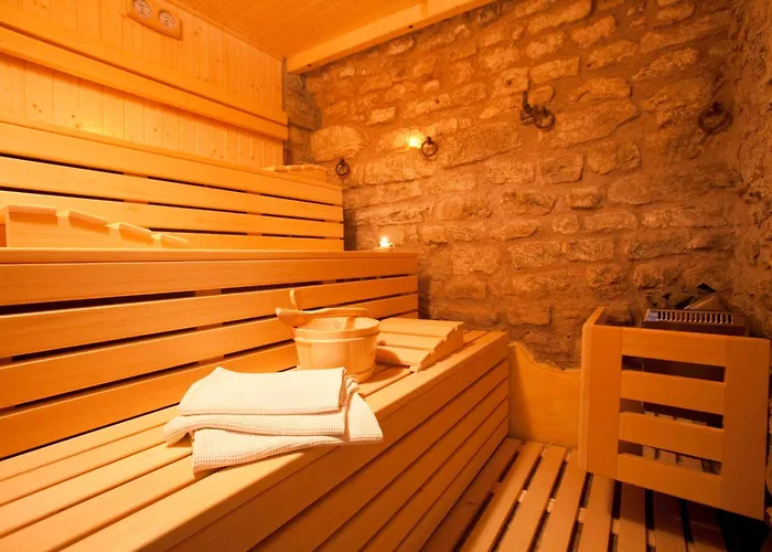 Hotel Castello 3*